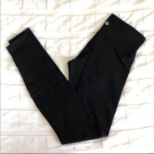 Lululemon wunder under